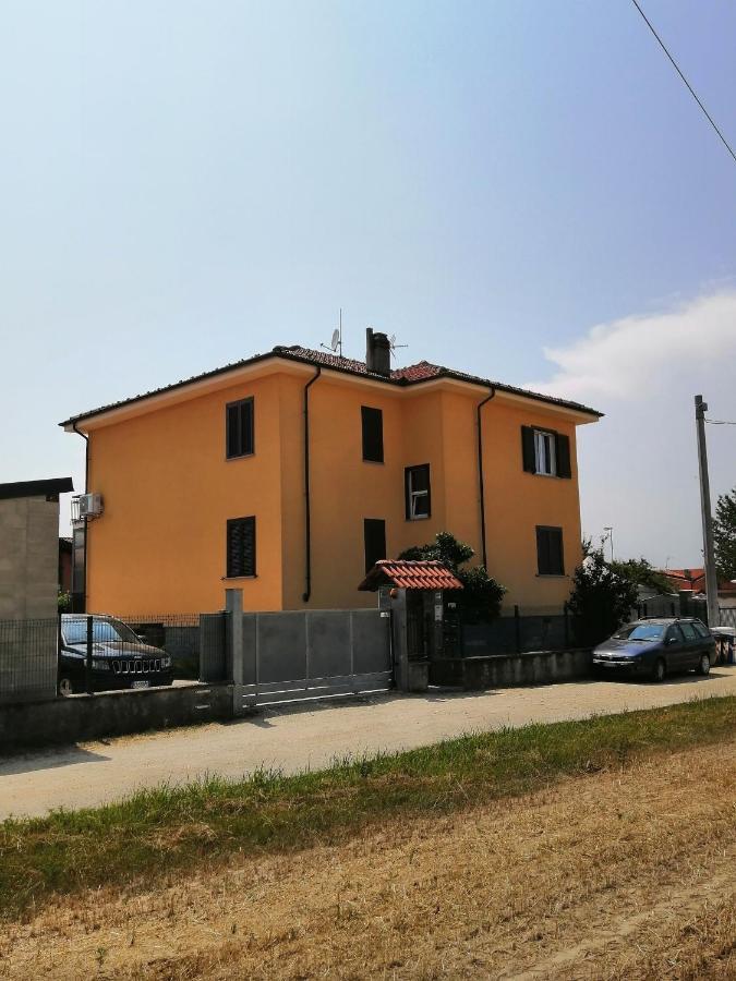 Appartamenti Sambuy Santena Екстер'єр фото